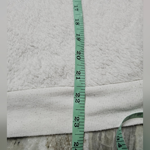 Mentally Exhausted Fuzzy Face Graphic Sweatshirt Women’s Medium Sequin Lips Eyes - Picture 6 of 8